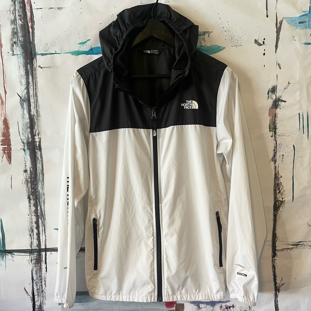 The North Face Youth XL, Black and White Jacket, Windwall, Windbreaker
